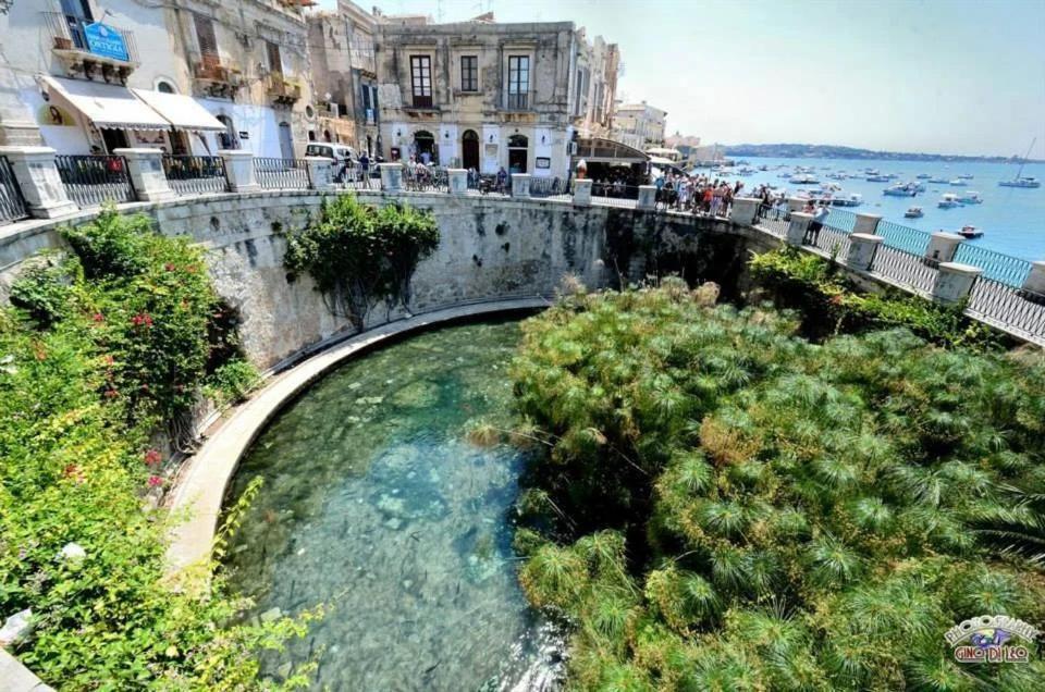 La Casa Di Miriam Villa Syracuse Buitenkant foto